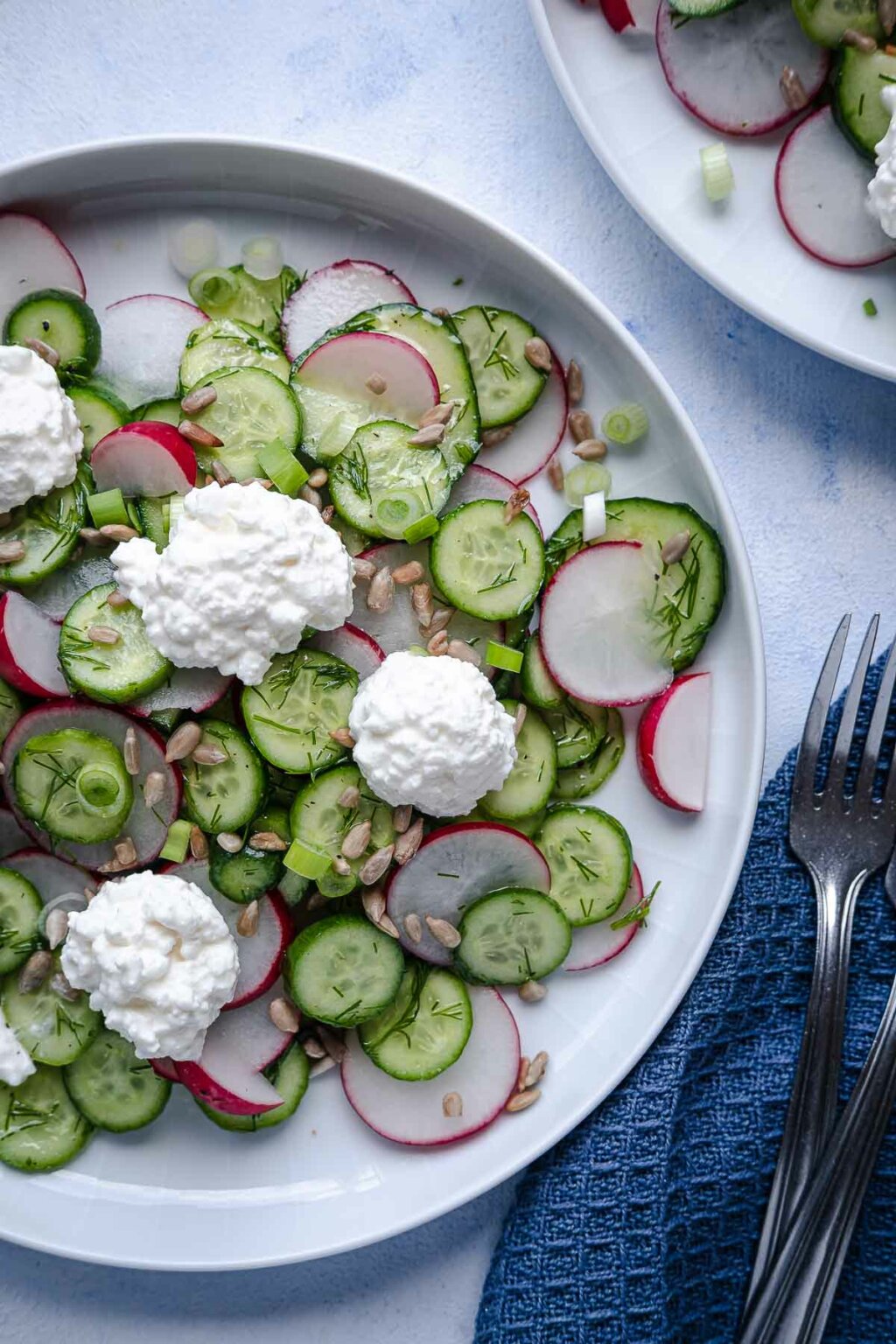 Einfacher Radieschen-Gurken-Salat - Schnelle & Einfache Rezepte